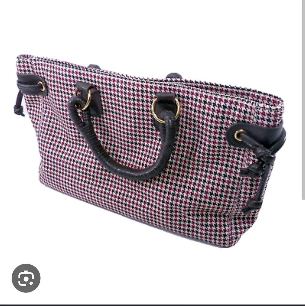 Victoria’s Secret hounds tooth handbag